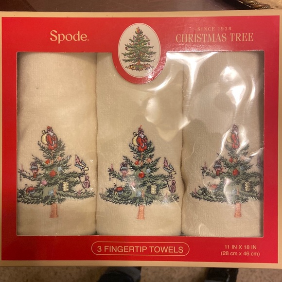 Spode Holiday Spode Christmas Tree 3 Fingertip Towels New Poshmark